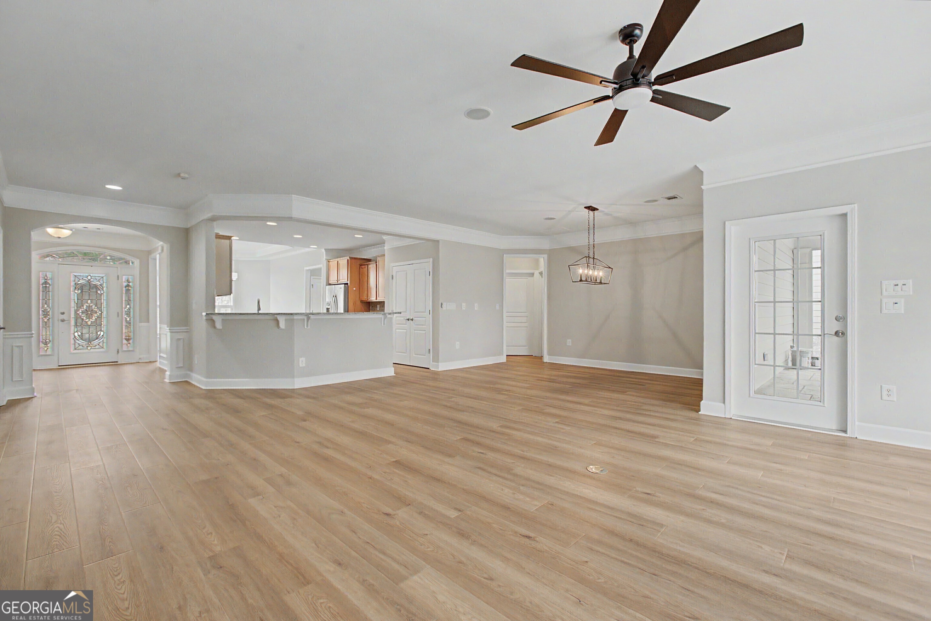 115 Creekside Court