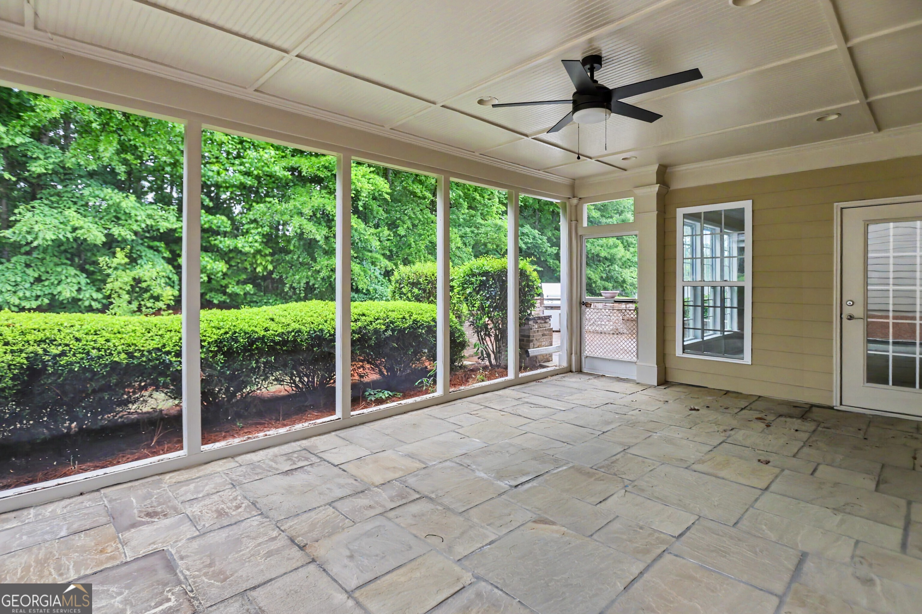 115 Creekside Court