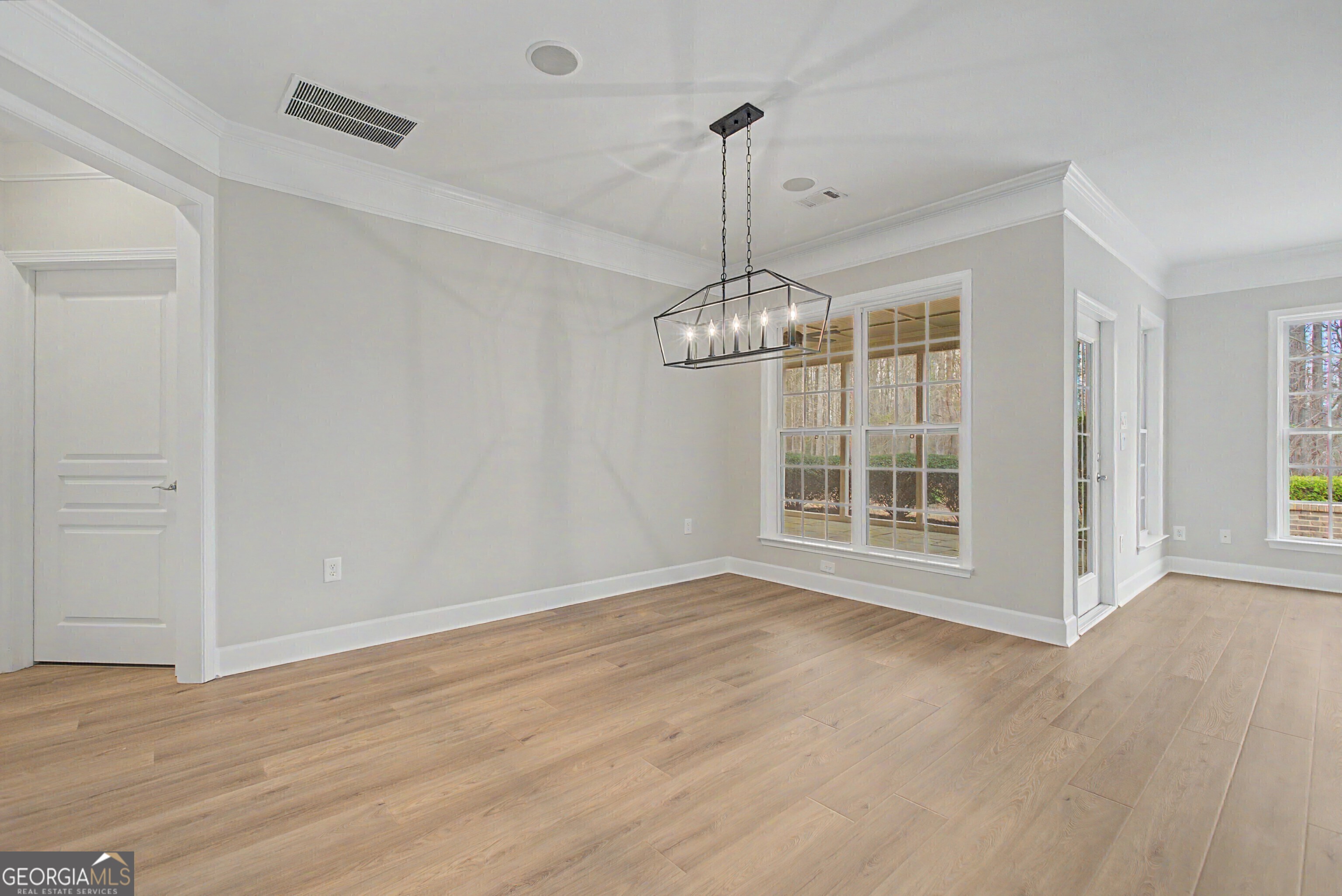 115 Creekside Court