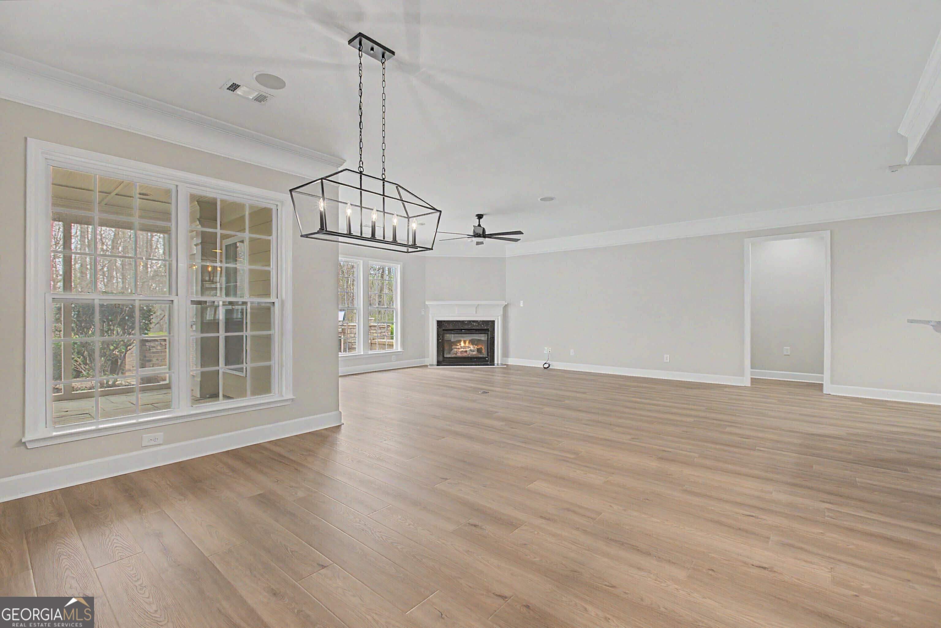 115 Creekside Court