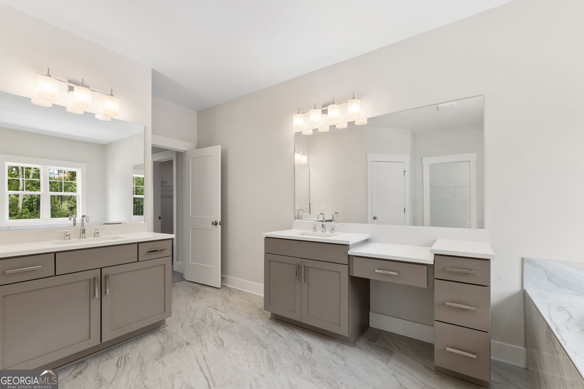 3375 Hillshire Drive