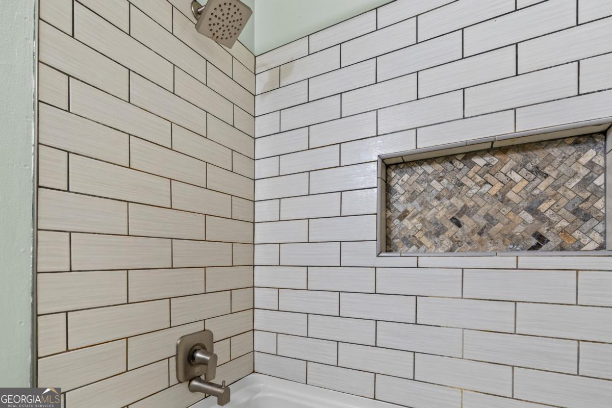 2220 Davis Oaks Court