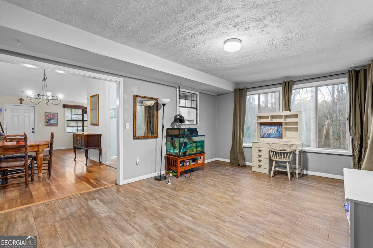 2220 Davis Oaks Court