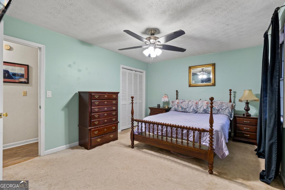 2220 Davis Oaks Court