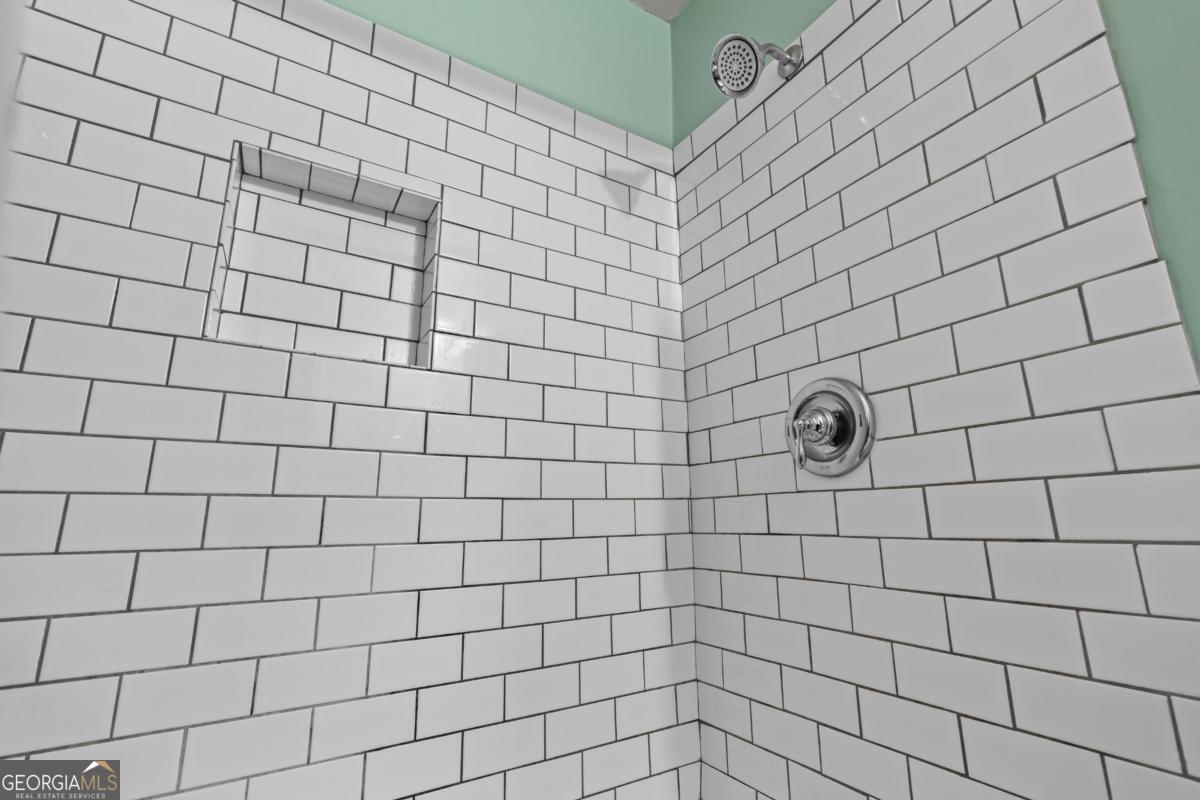 2220 Davis Oaks Court