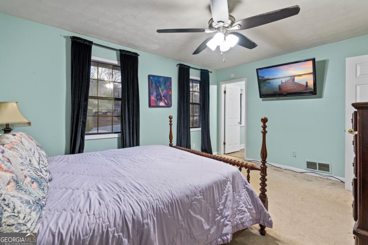 2220 Davis Oaks Court