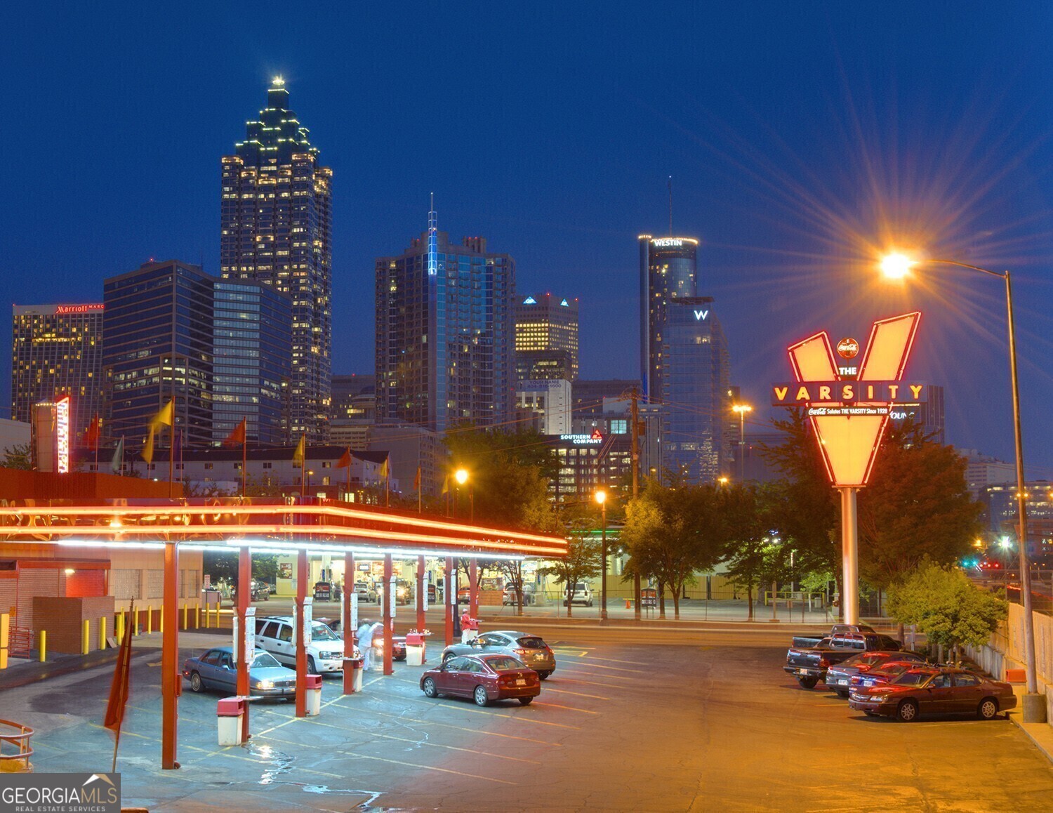 3268 Lions Ruby Lane