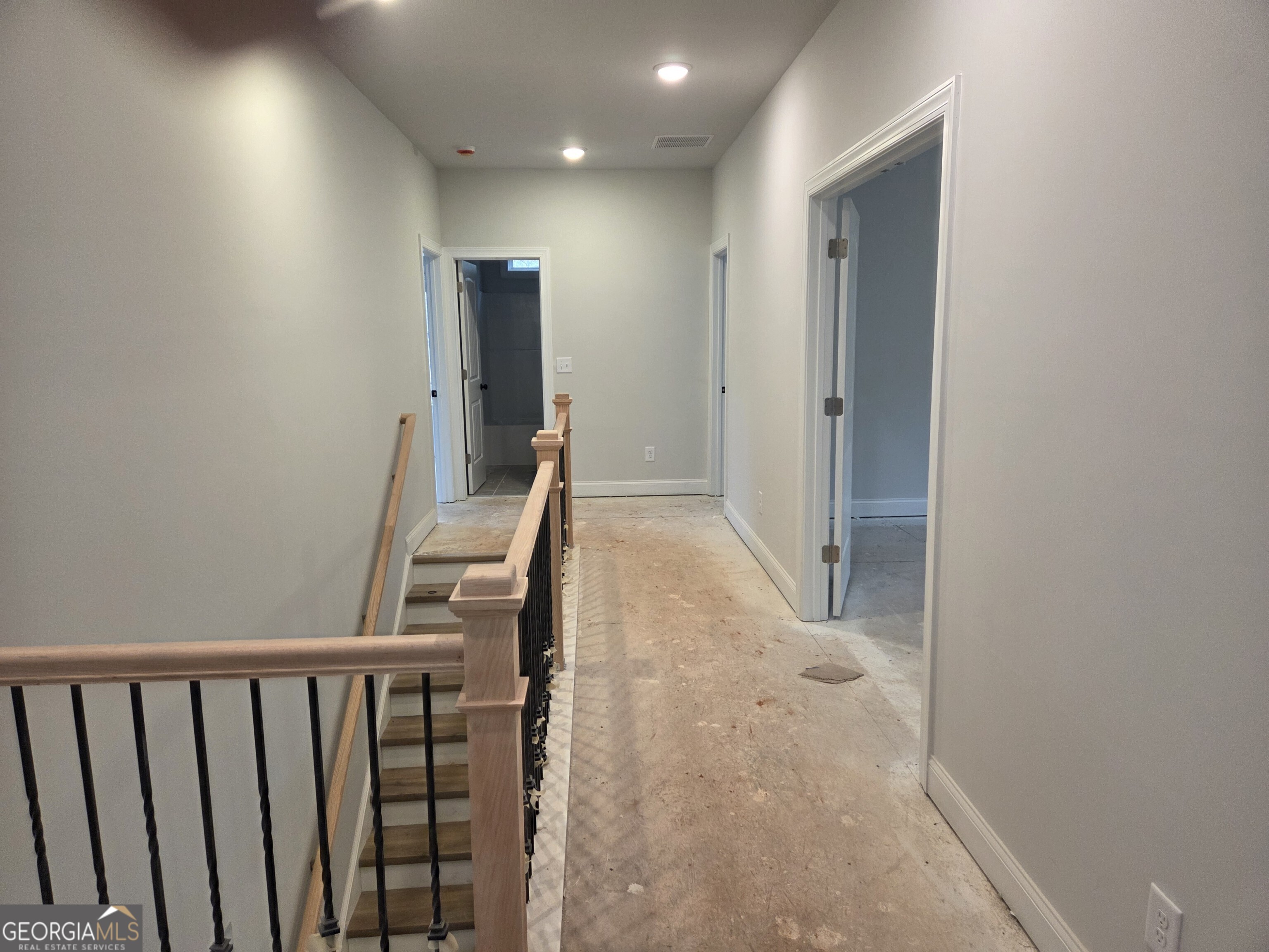 3240 Lions Ruby Lane