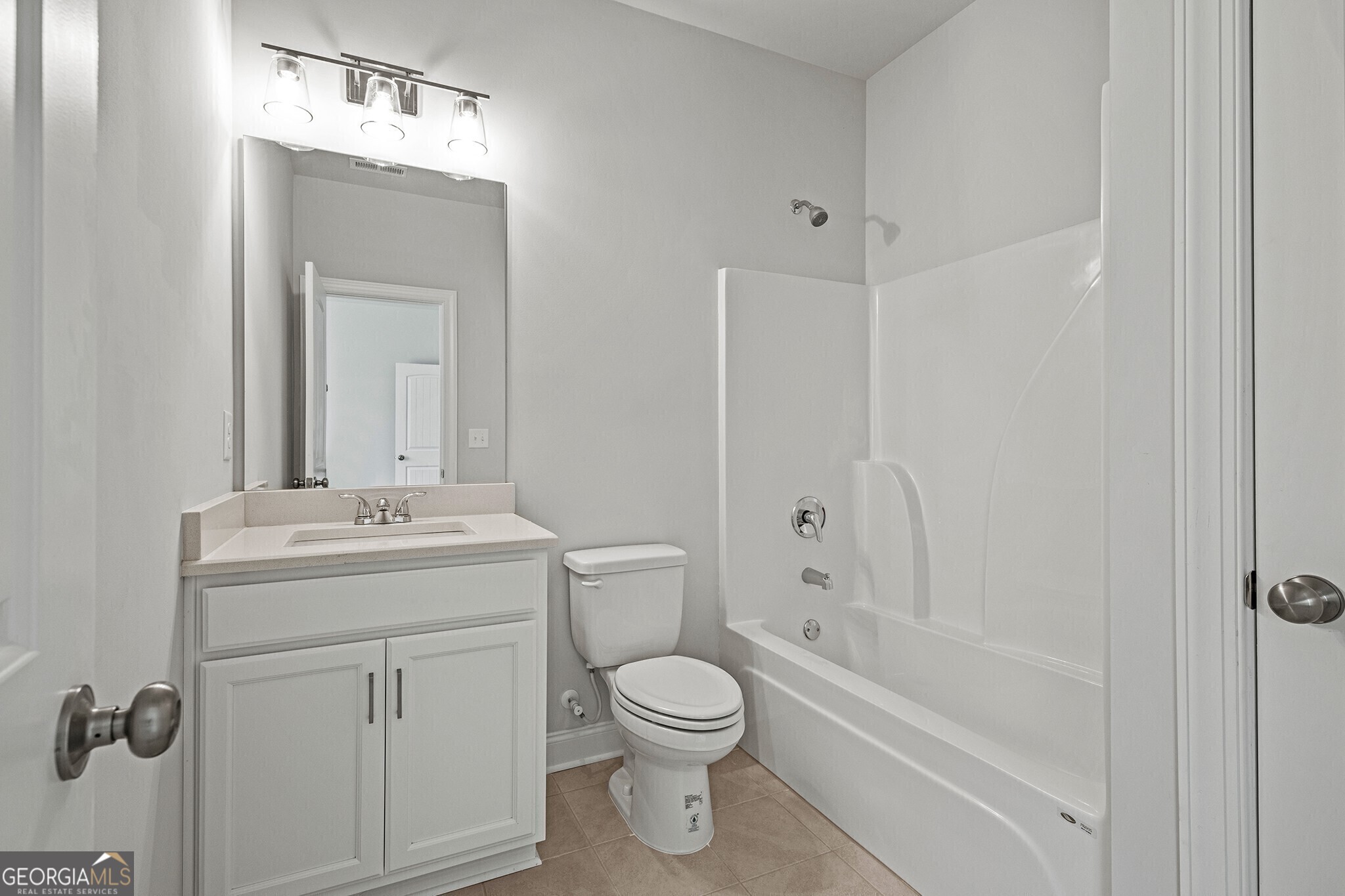 3240 Lions Ruby Lane