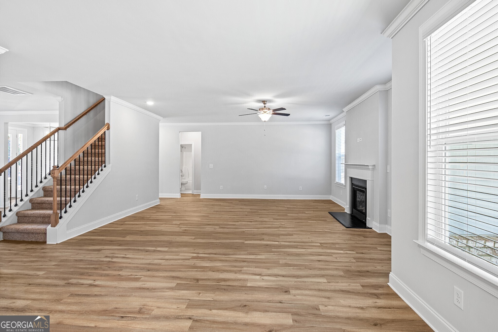 3240 Lions Ruby Lane