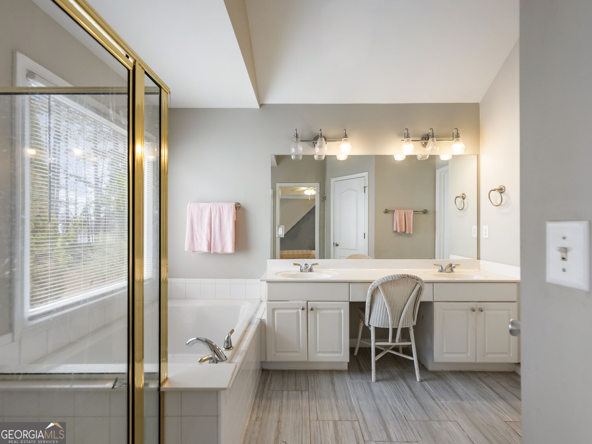 1775 Lake Height Circle