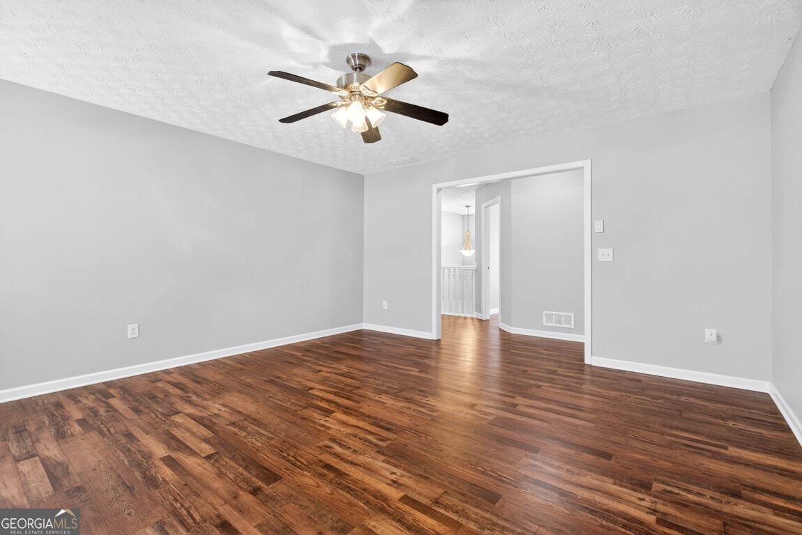 3338 Gardenside Walk