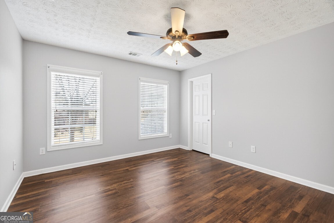 3338 Gardenside Walk