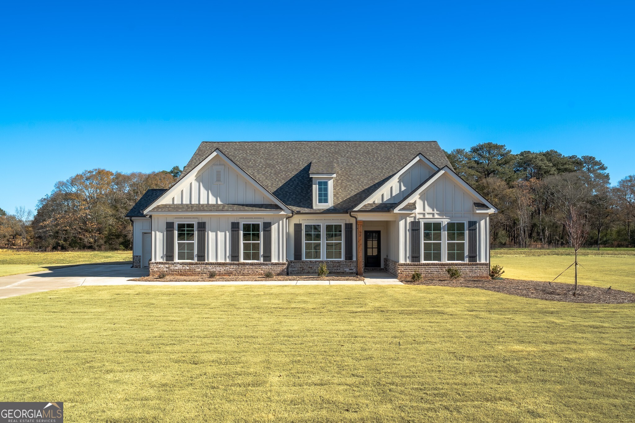 93 Tomahawk Trail