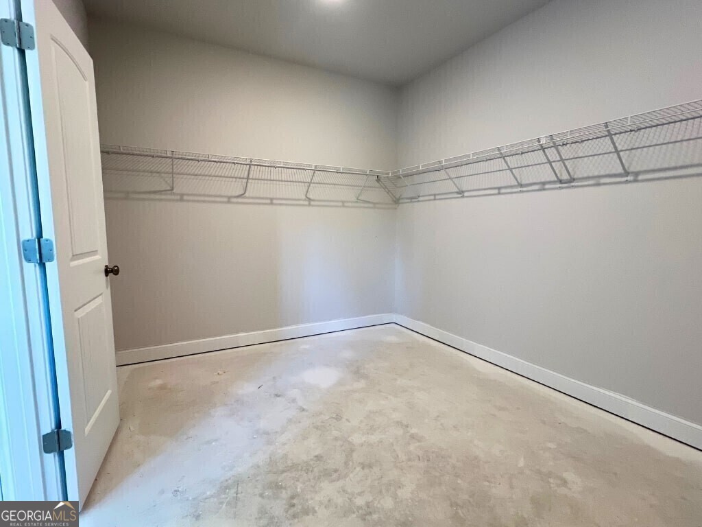 136 Greenview Court