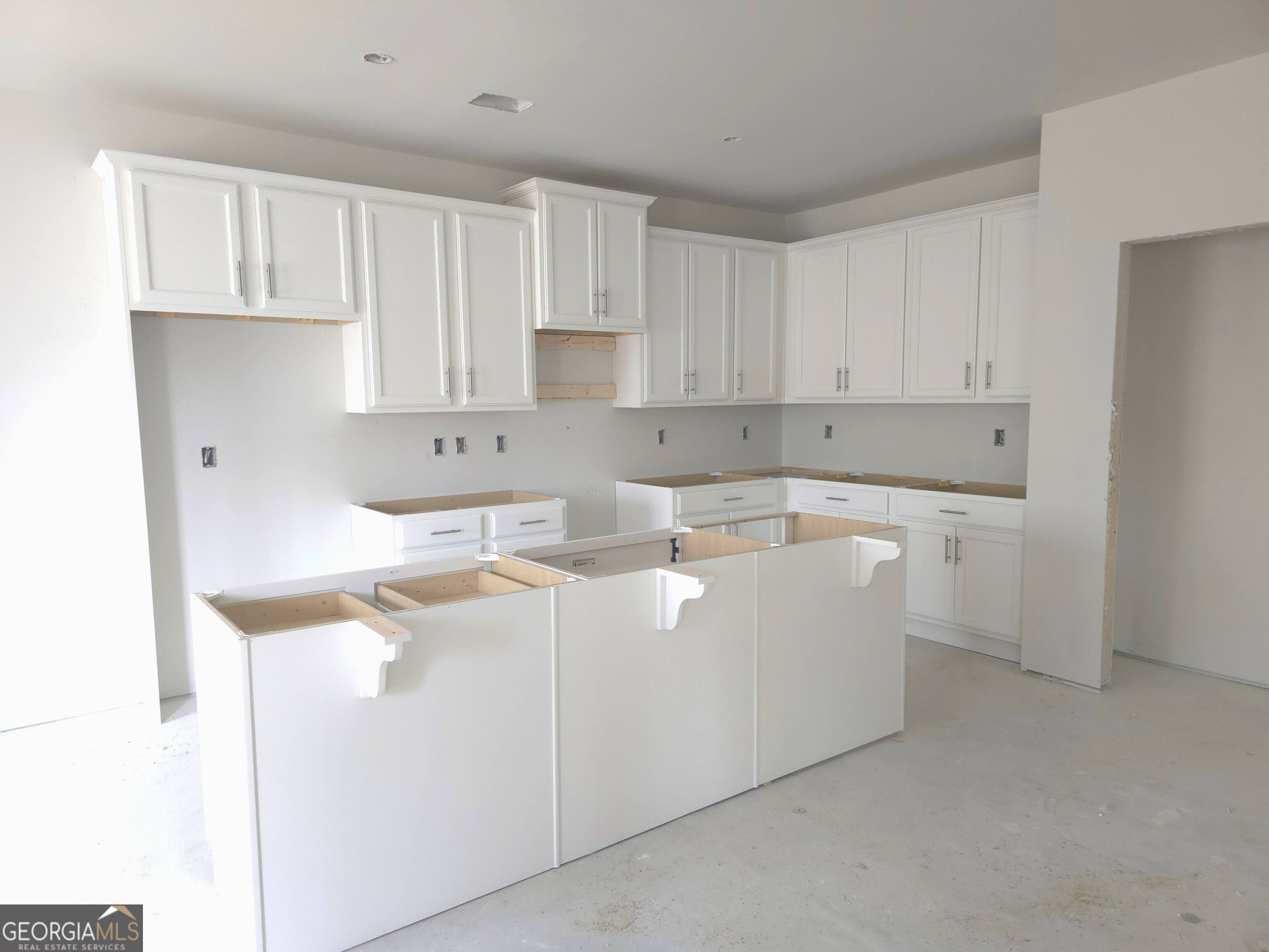 154 Greenview Court