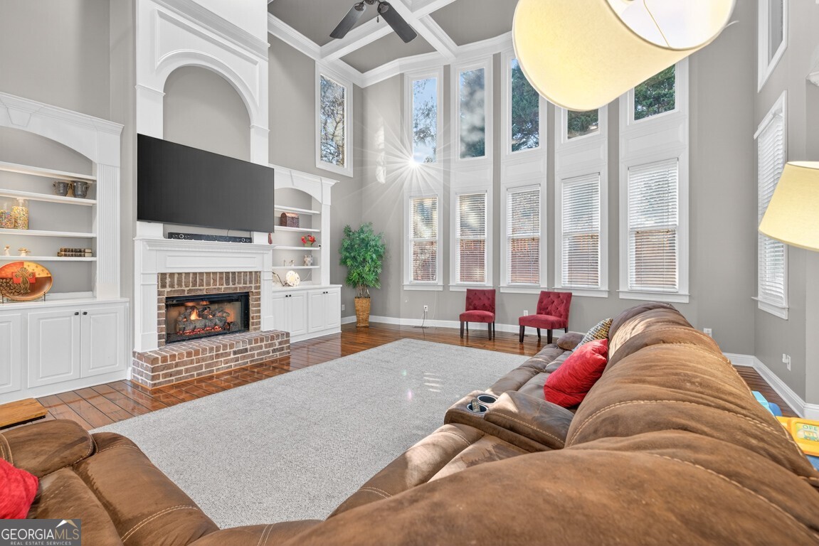 8023 Sleepy Lagoon Way