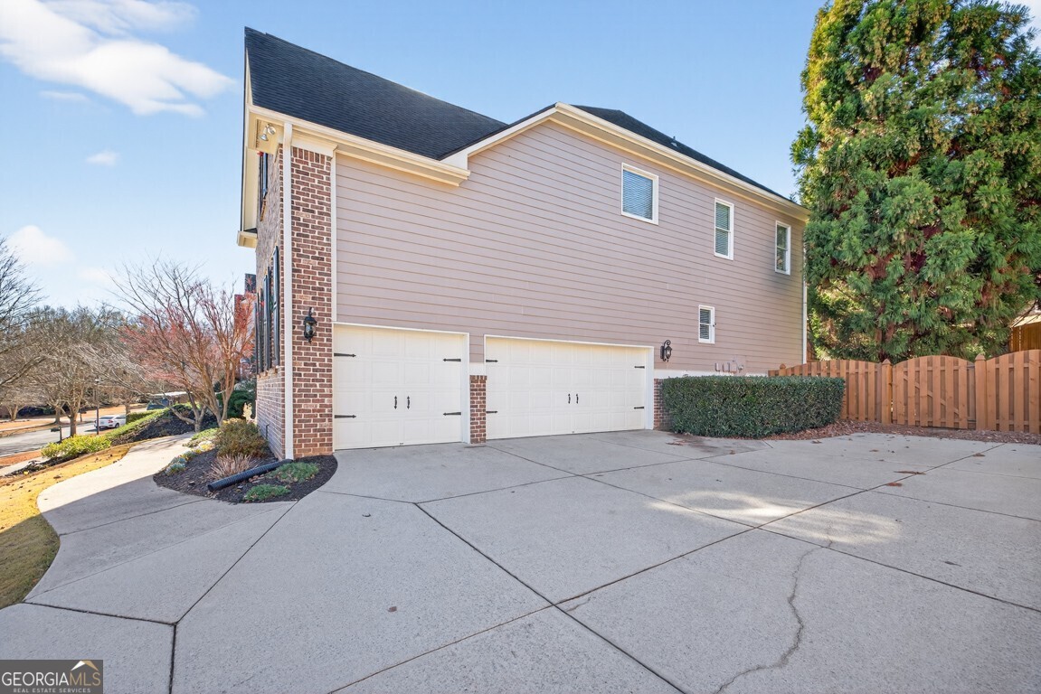 8023 Sleepy Lagoon Way