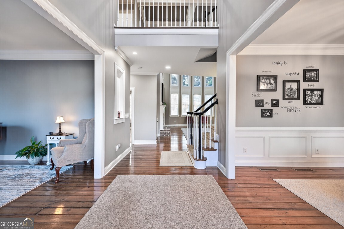 8023 Sleepy Lagoon Way