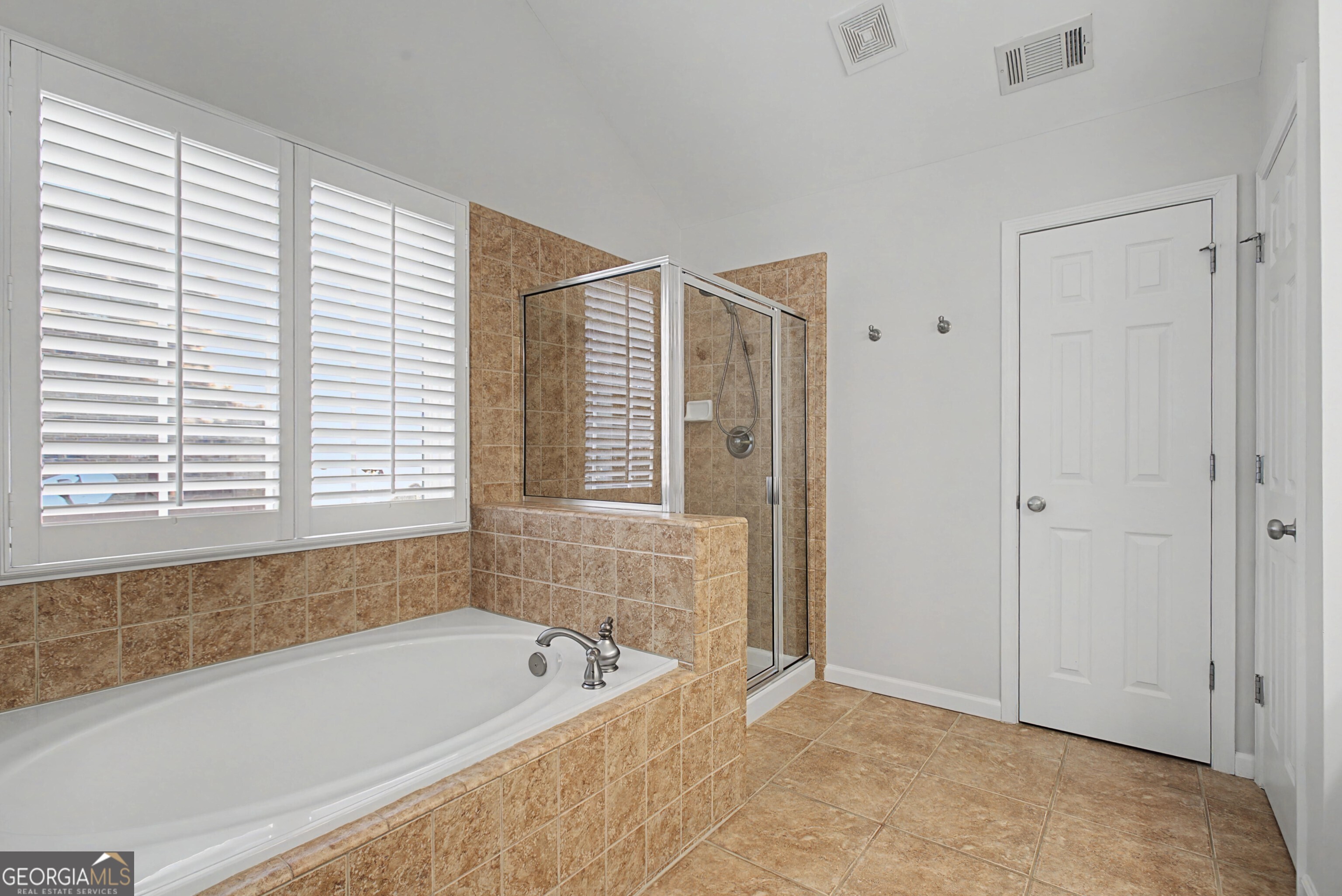 4235 Crestwood Bend Circle