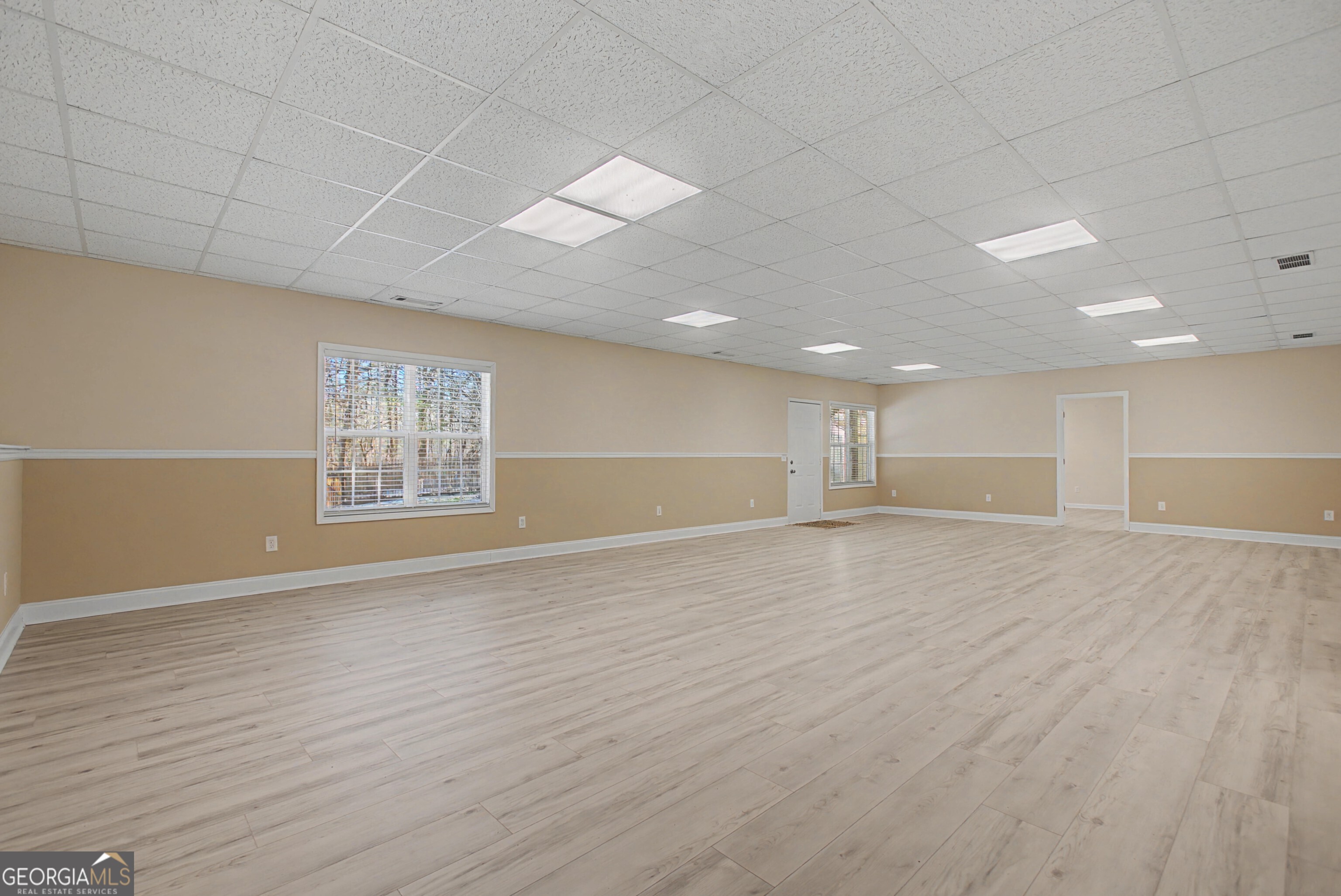 4235 Crestwood Bend Circle