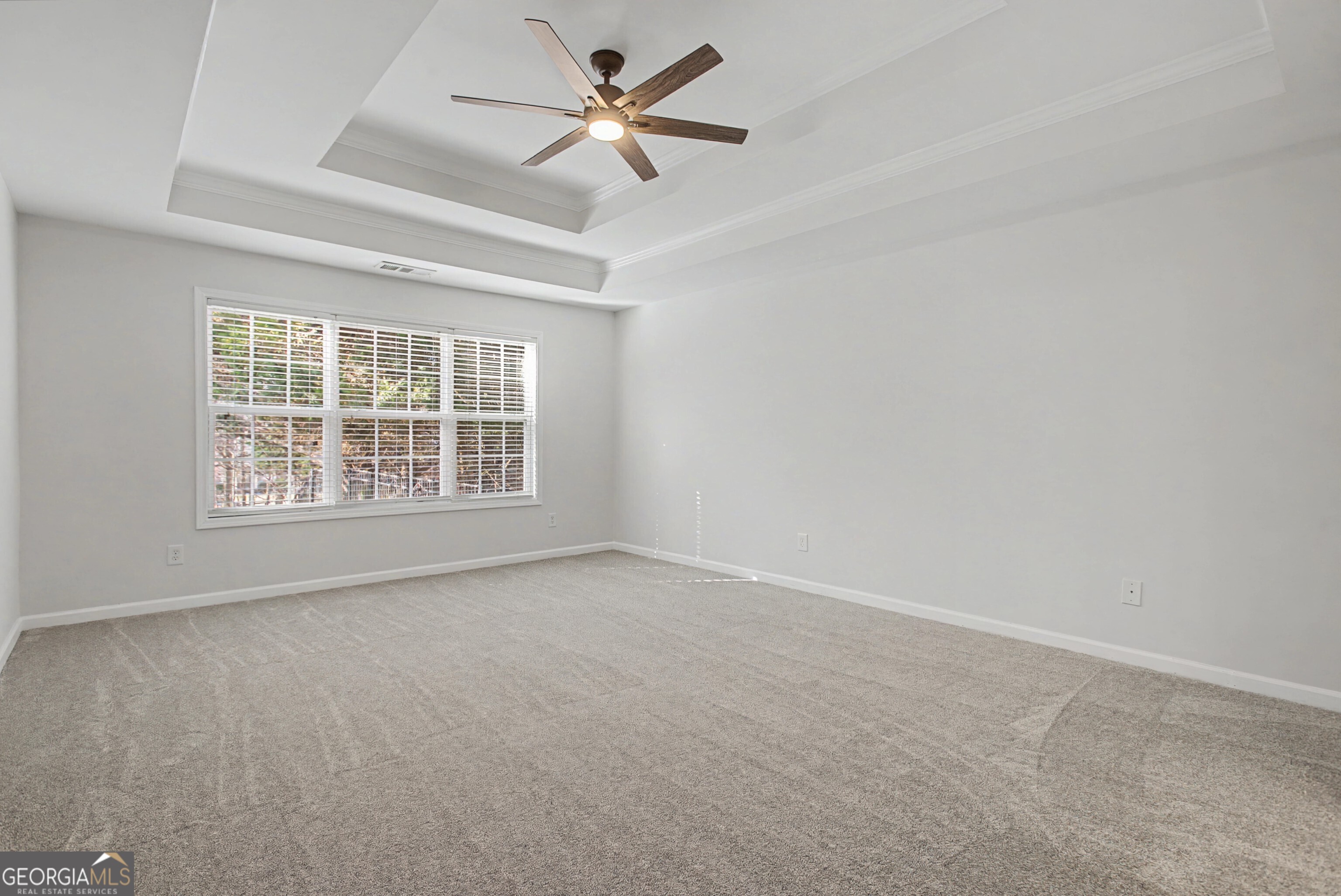 4235 Crestwood Bend Circle