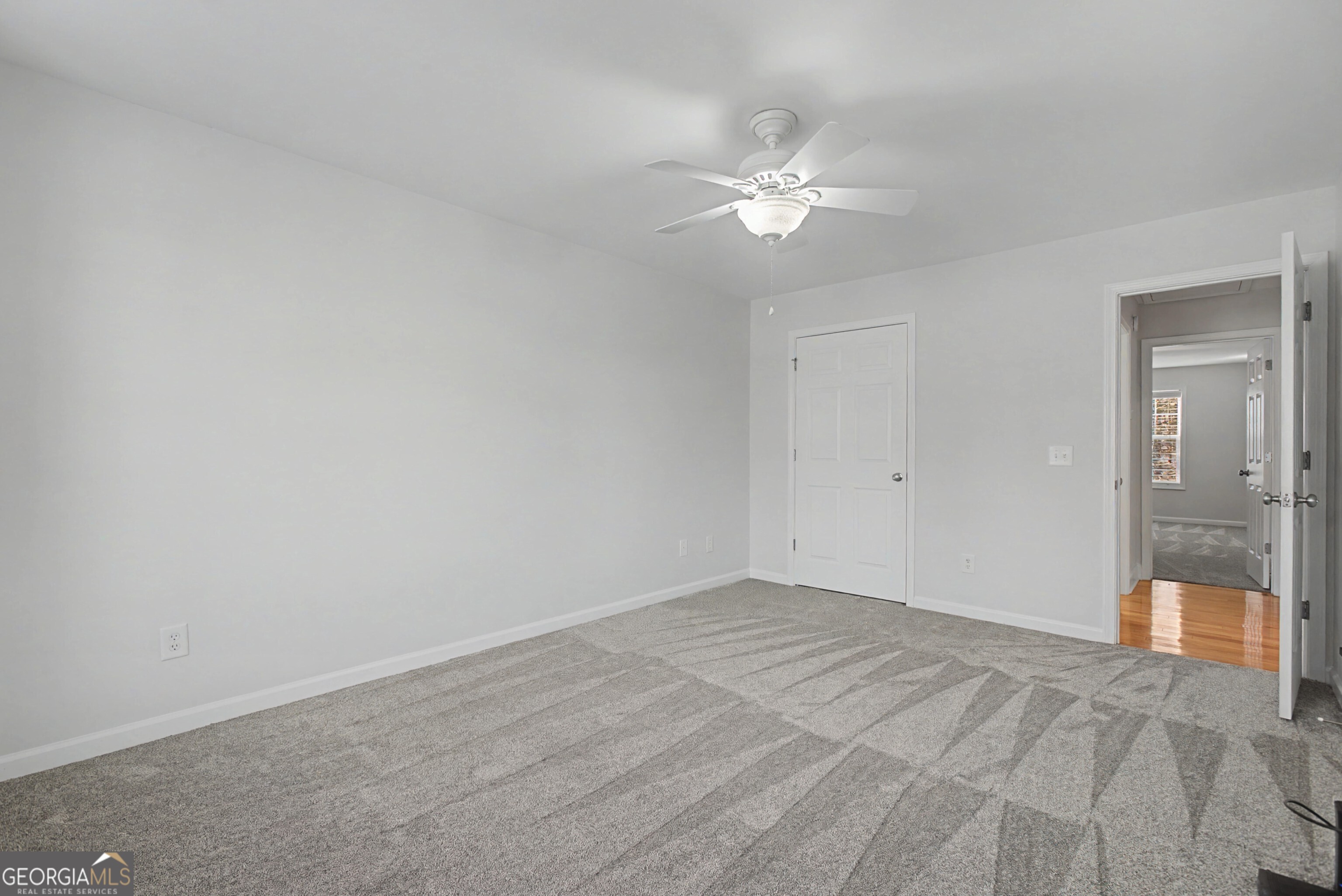 4235 Crestwood Bend Circle