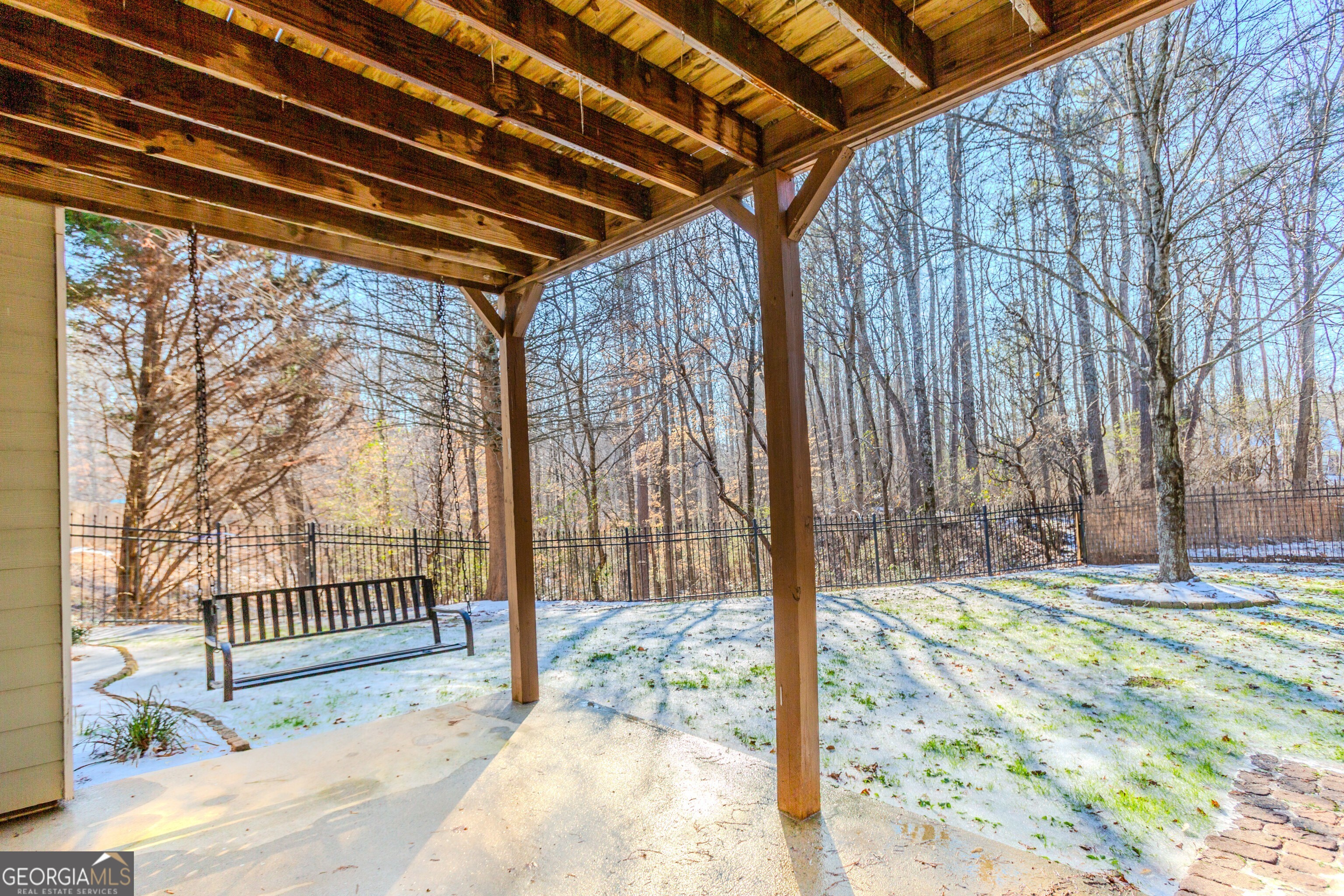 4235 Crestwood Bend Circle