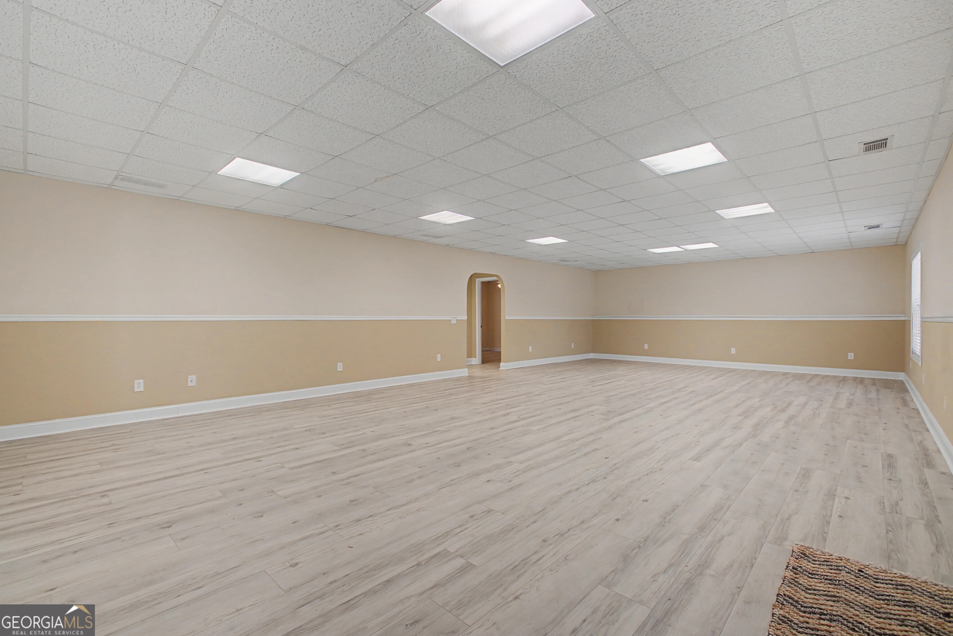 4235 Crestwood Bend Circle