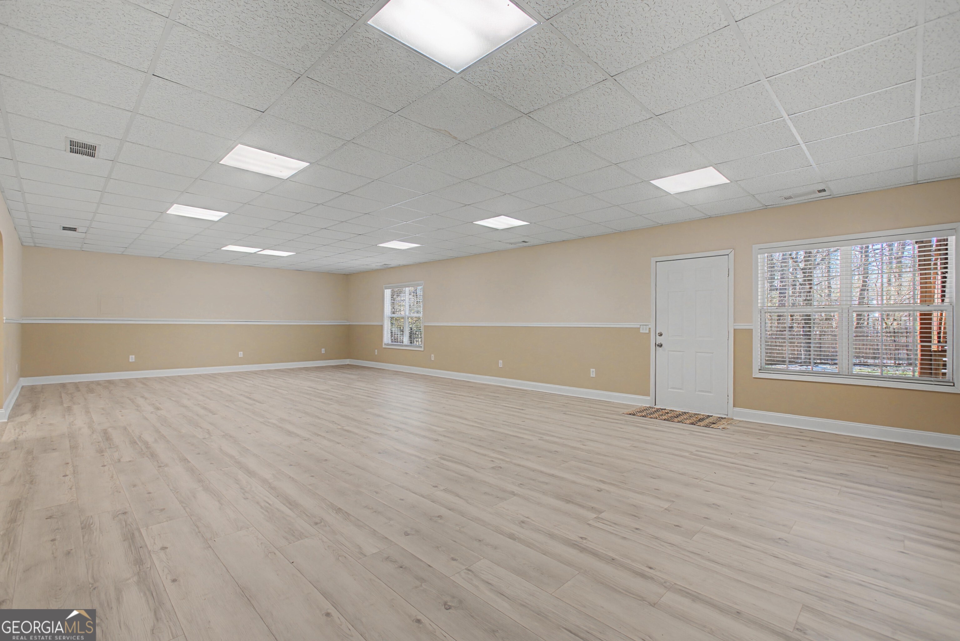 4235 Crestwood Bend Circle