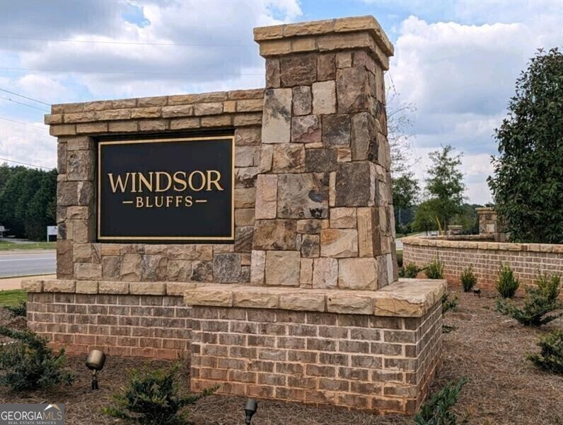2255 Windsor Bluffs Drive