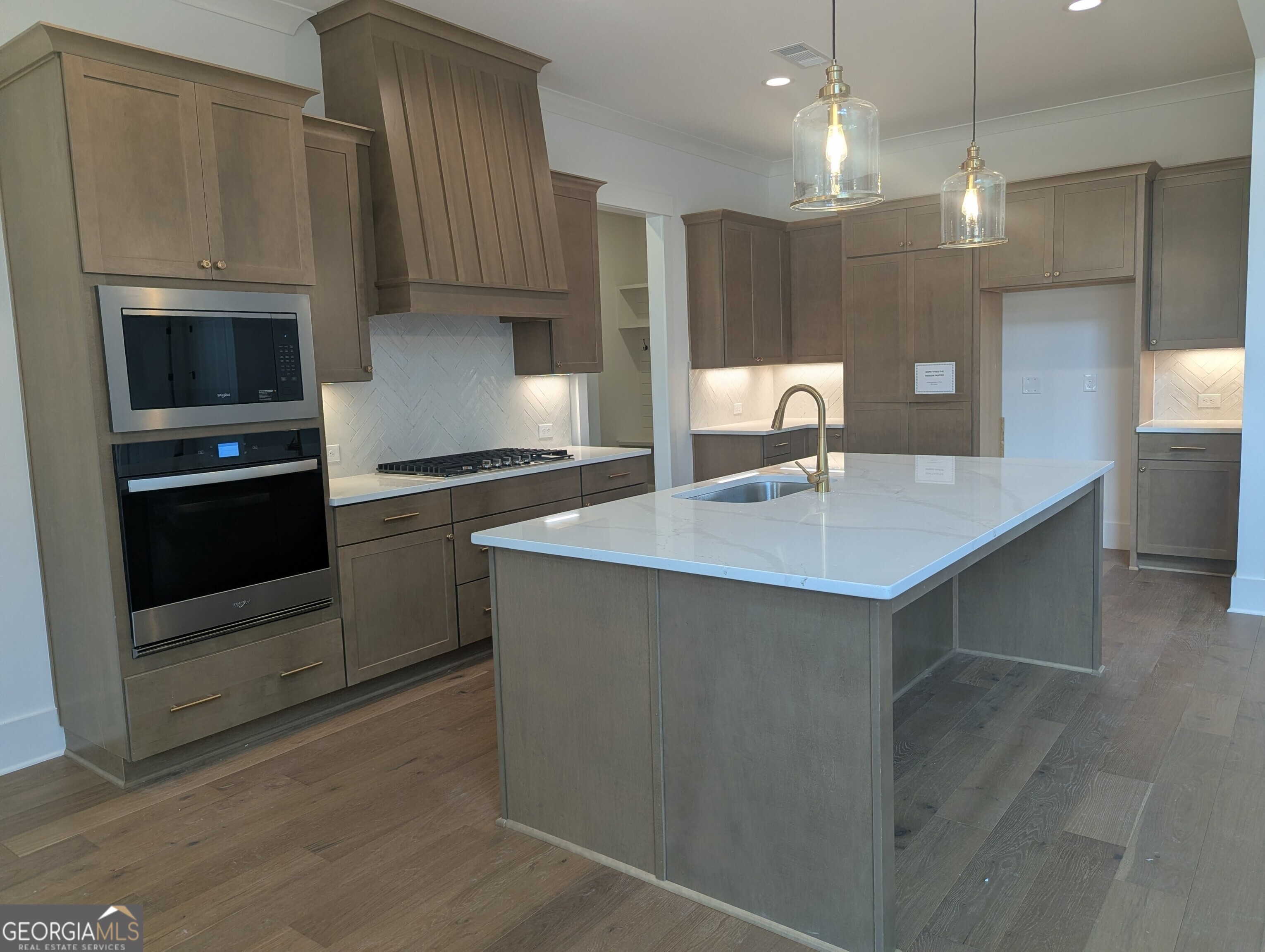 4520 Greyson Manor Drive