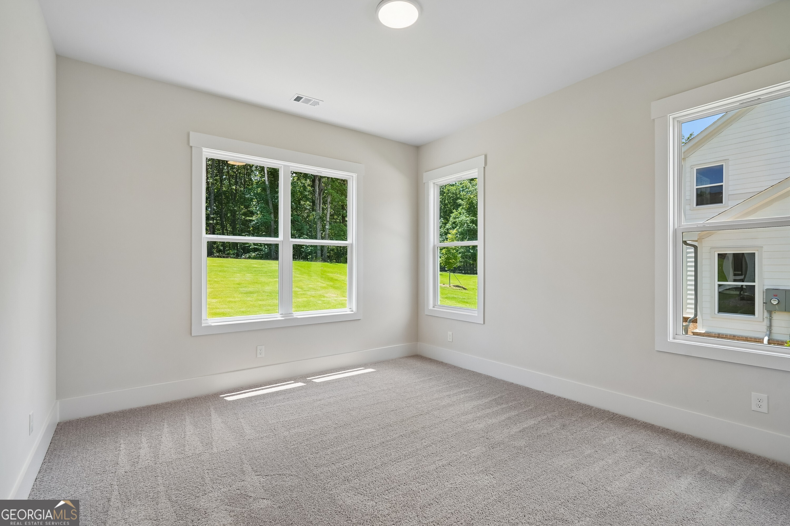 4615 Greyson Manor Drive