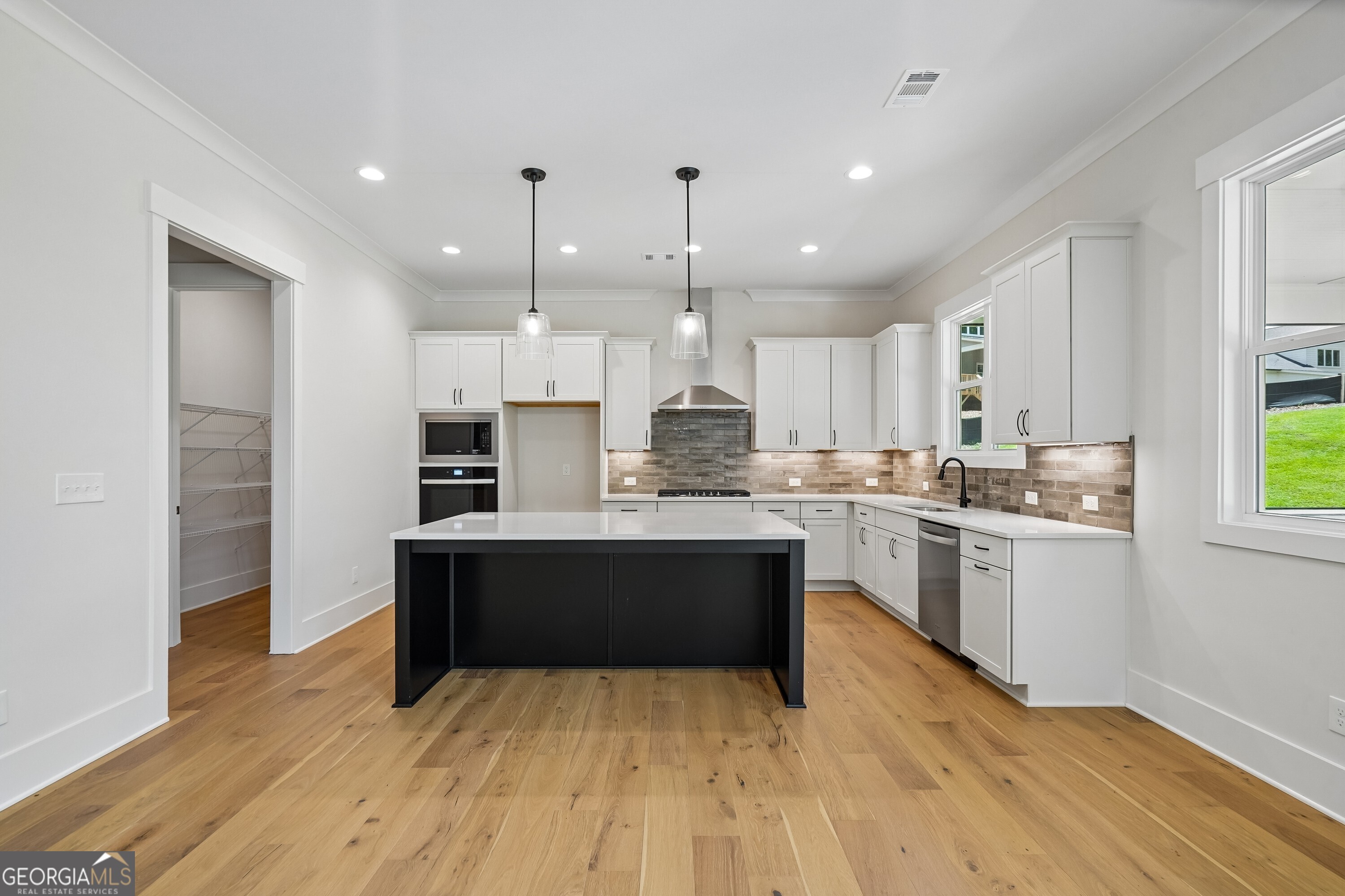 4615 Greyson Manor Drive