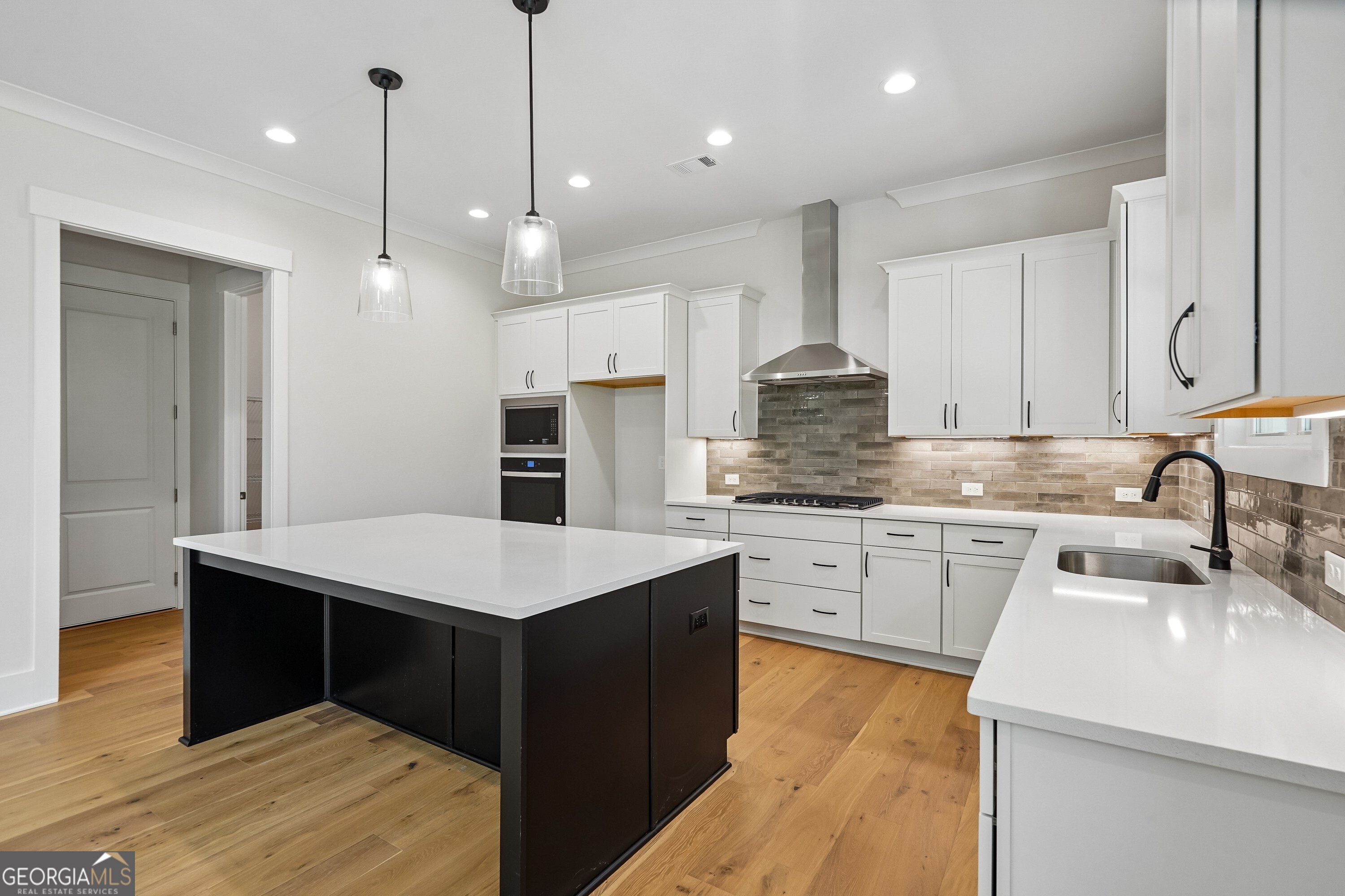 4615 Greyson Manor Drive