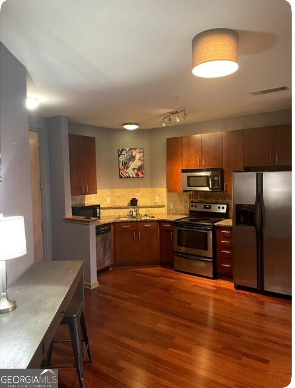 898 Oak Street # 3423