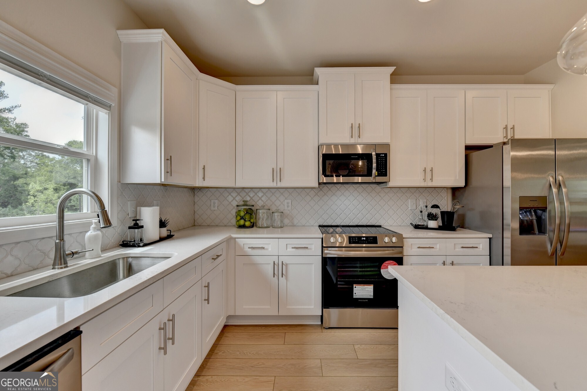 850 Glennferry Bend SW