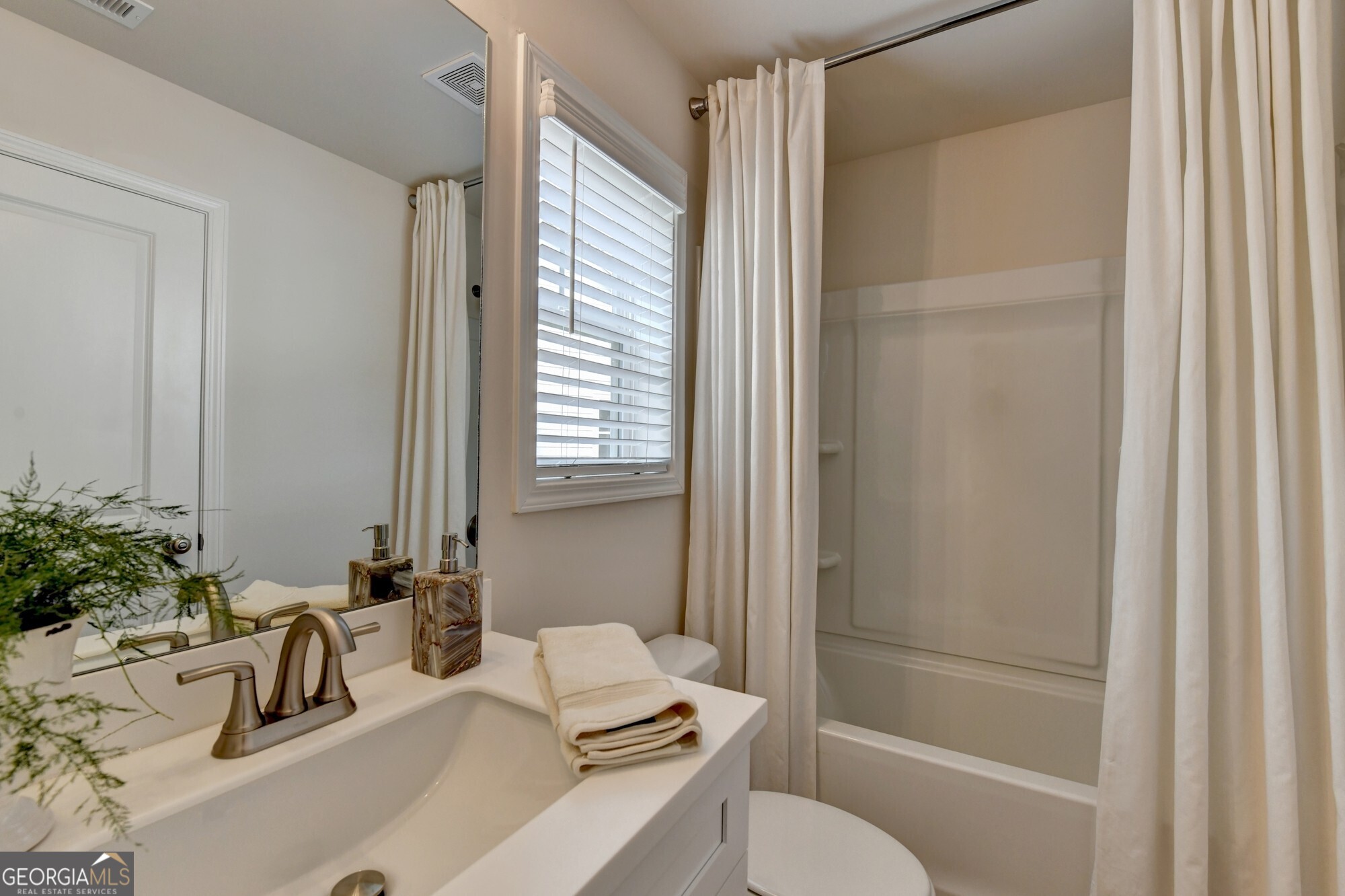 850 Glennferry Bend SW