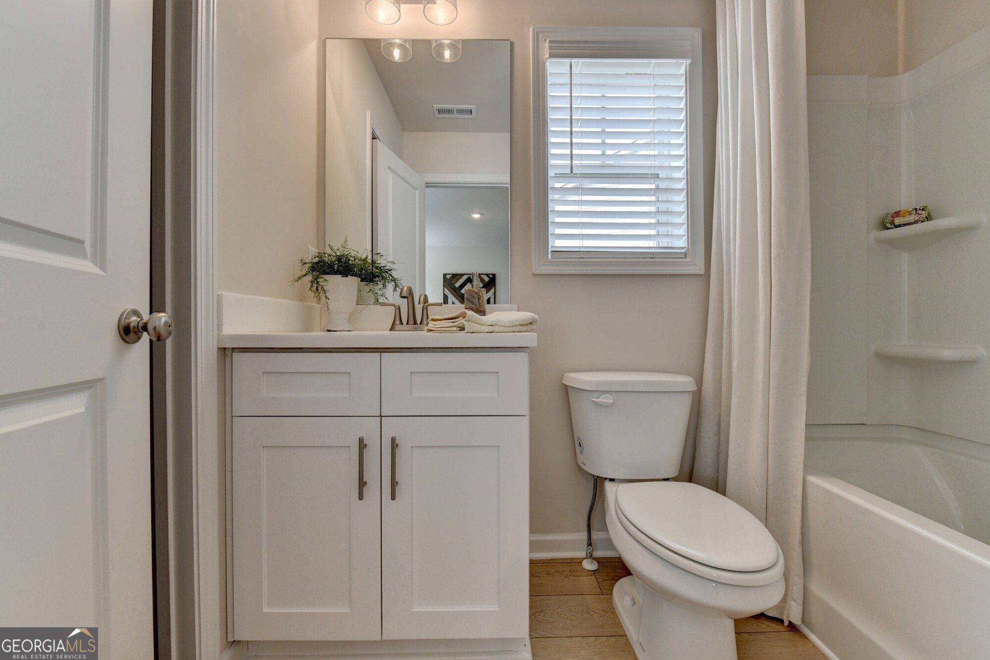 850 Glennferry Bend SW