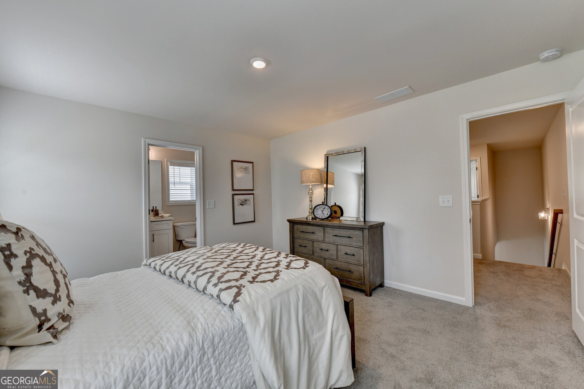 850 Glennferry Bend SW