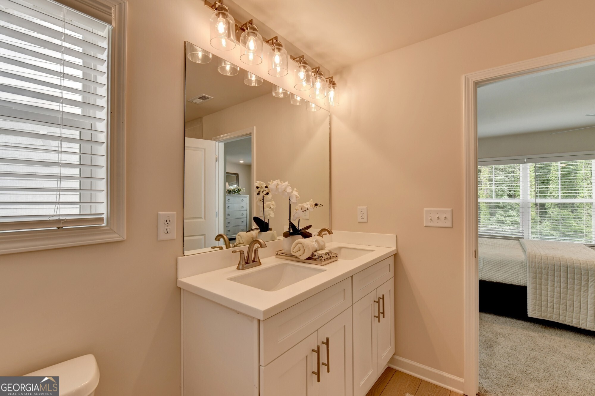 850 Glennferry Bend SW