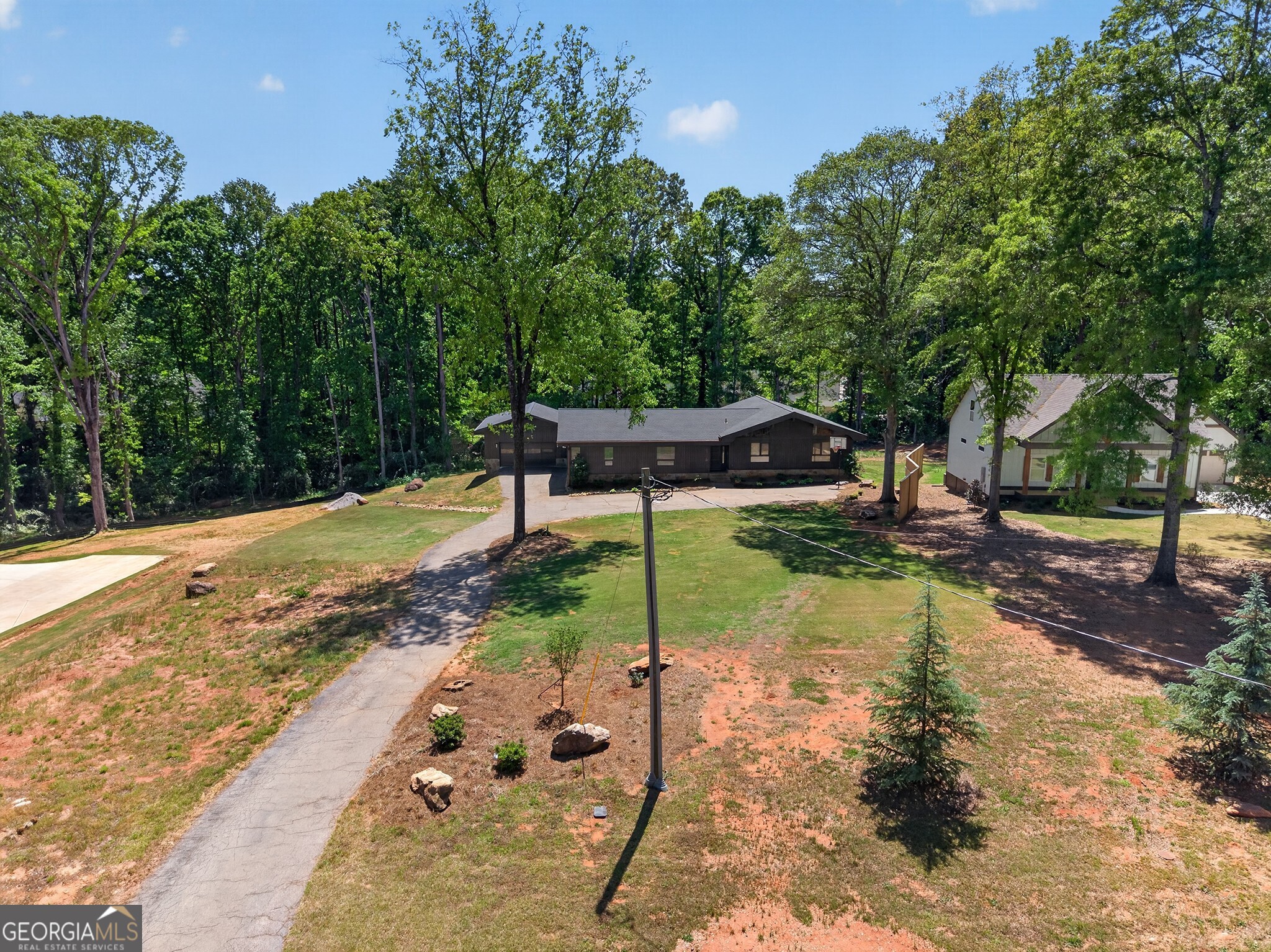 506 Breedlove Drive