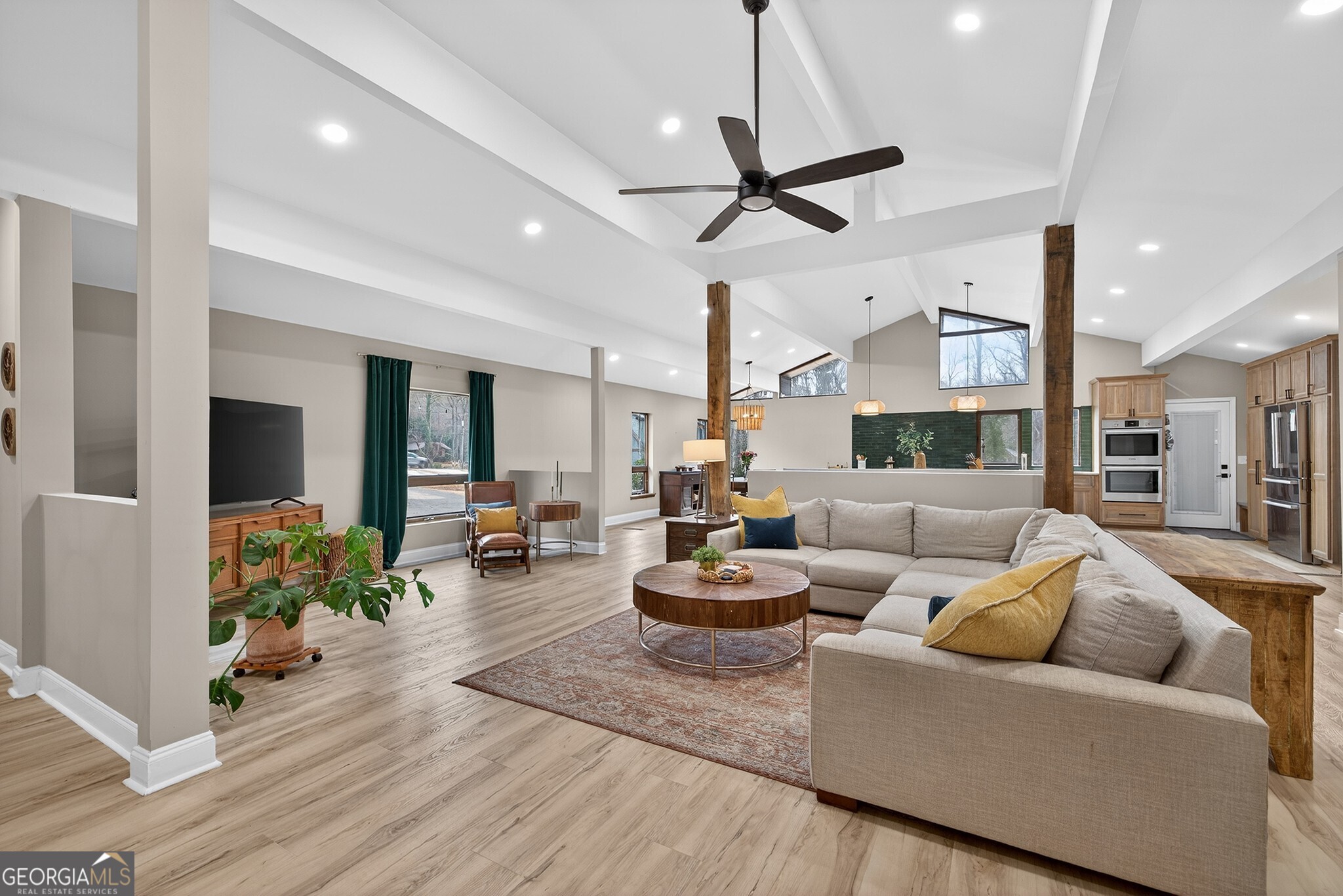 506 Breedlove Drive