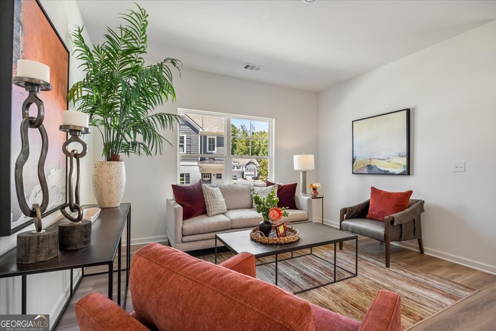 1565 Salem Drive # 87