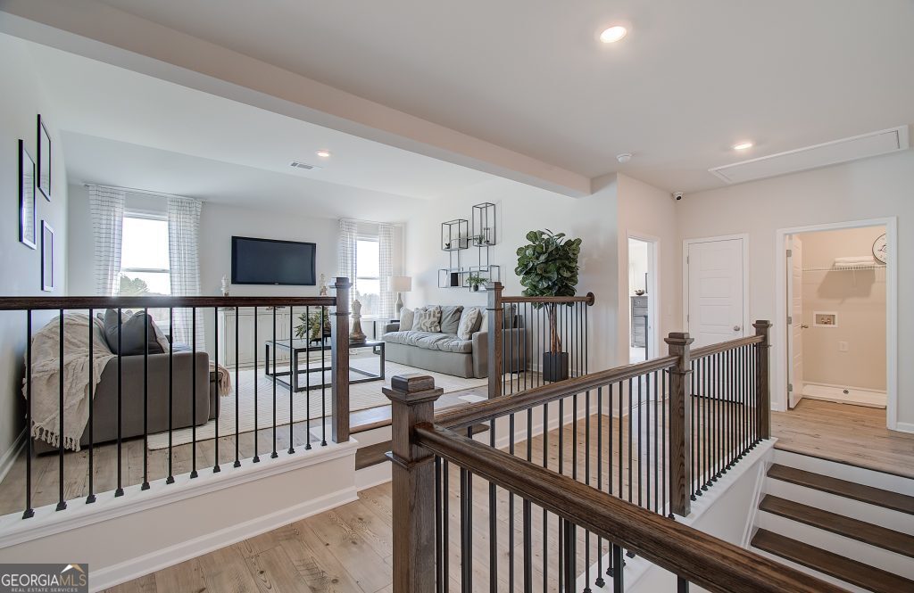 683 Secret Garden Lane