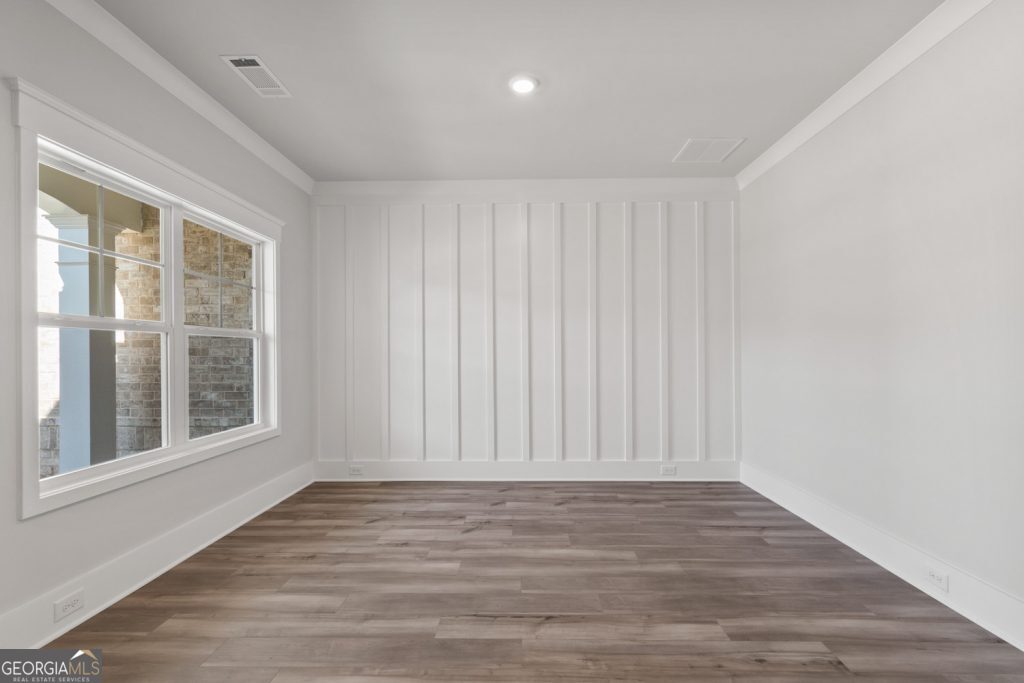 2437 Enchanted Sky Way