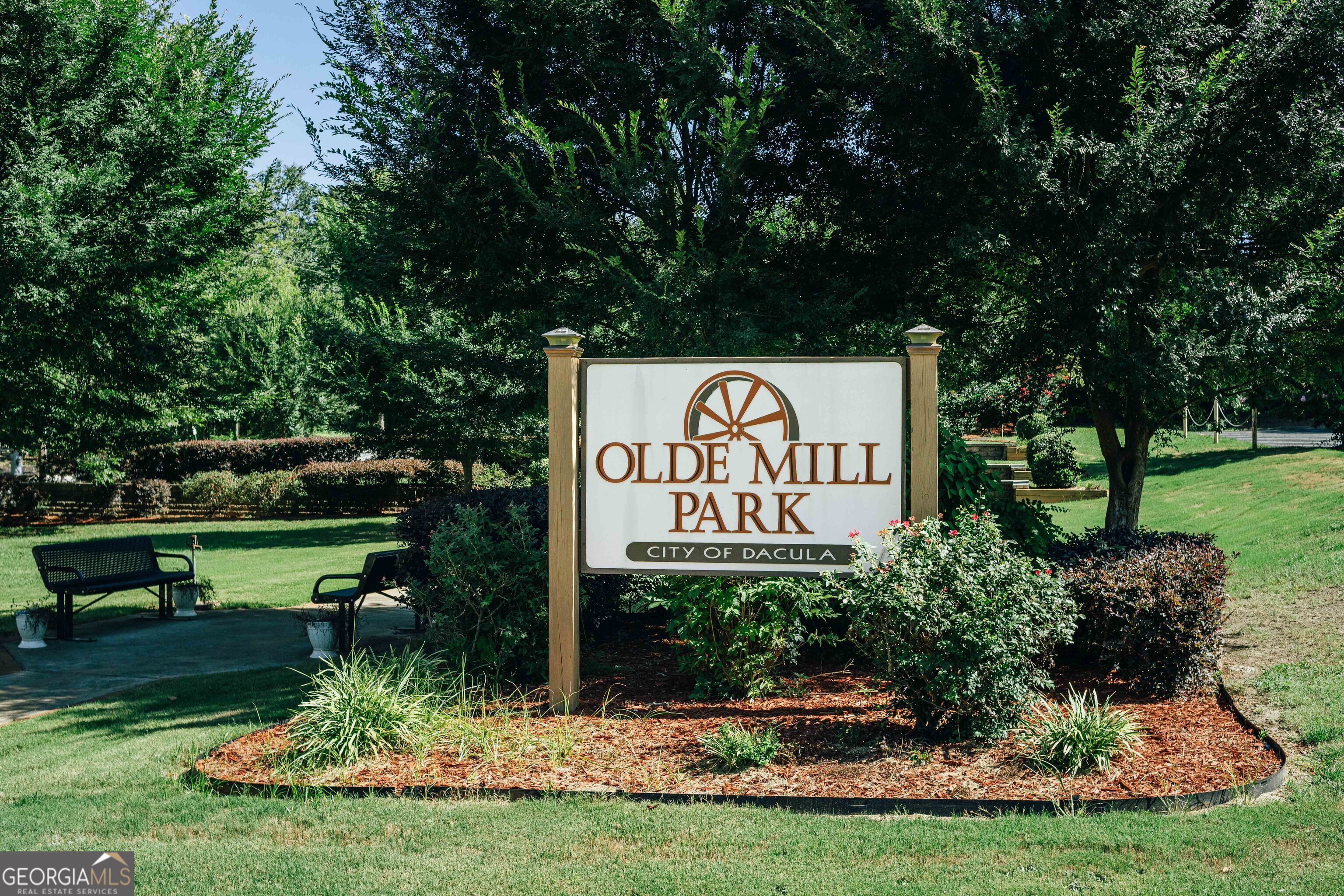 2437 Enchanted Sky Way