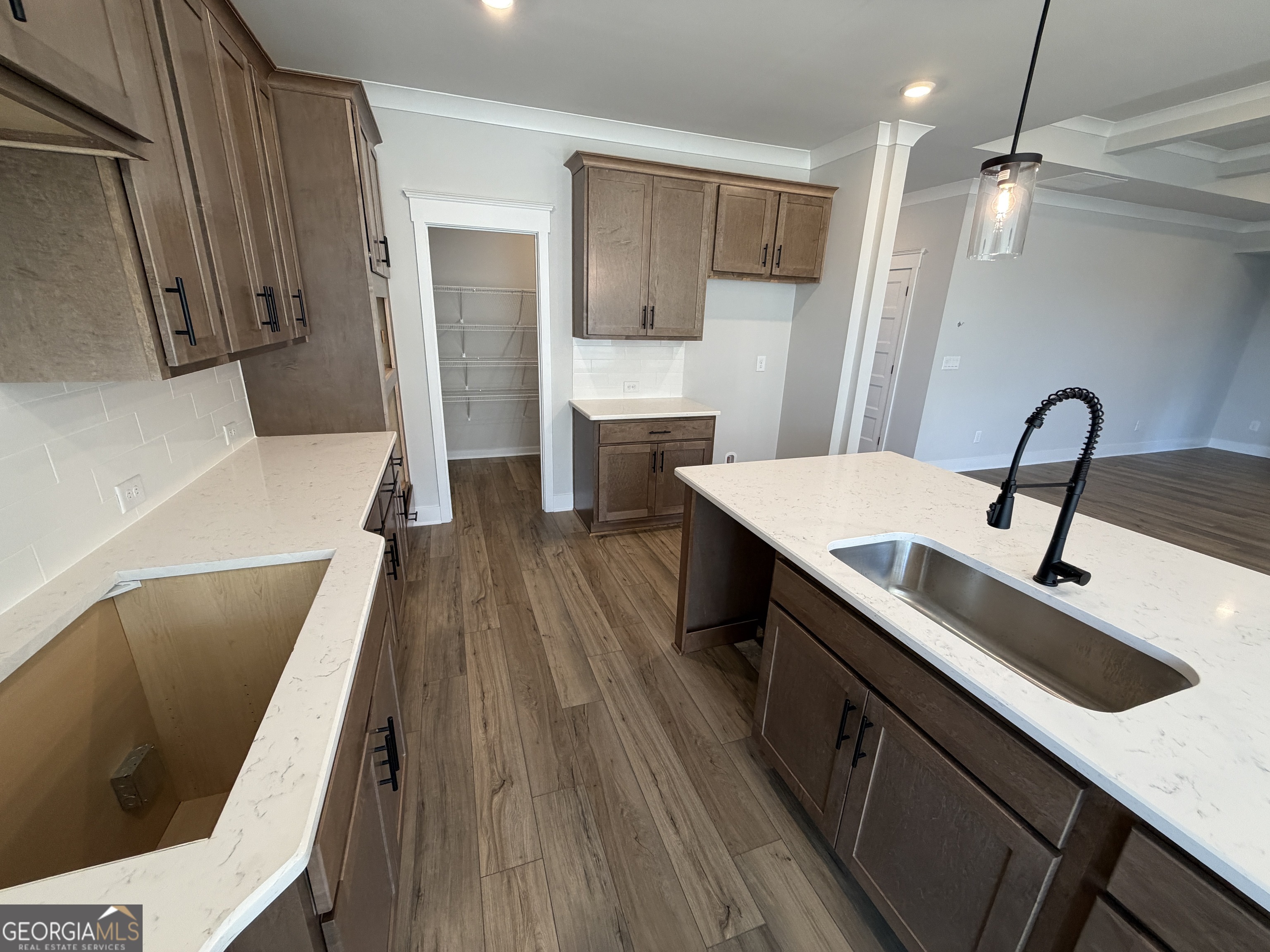 2437 Enchanted Sky Way