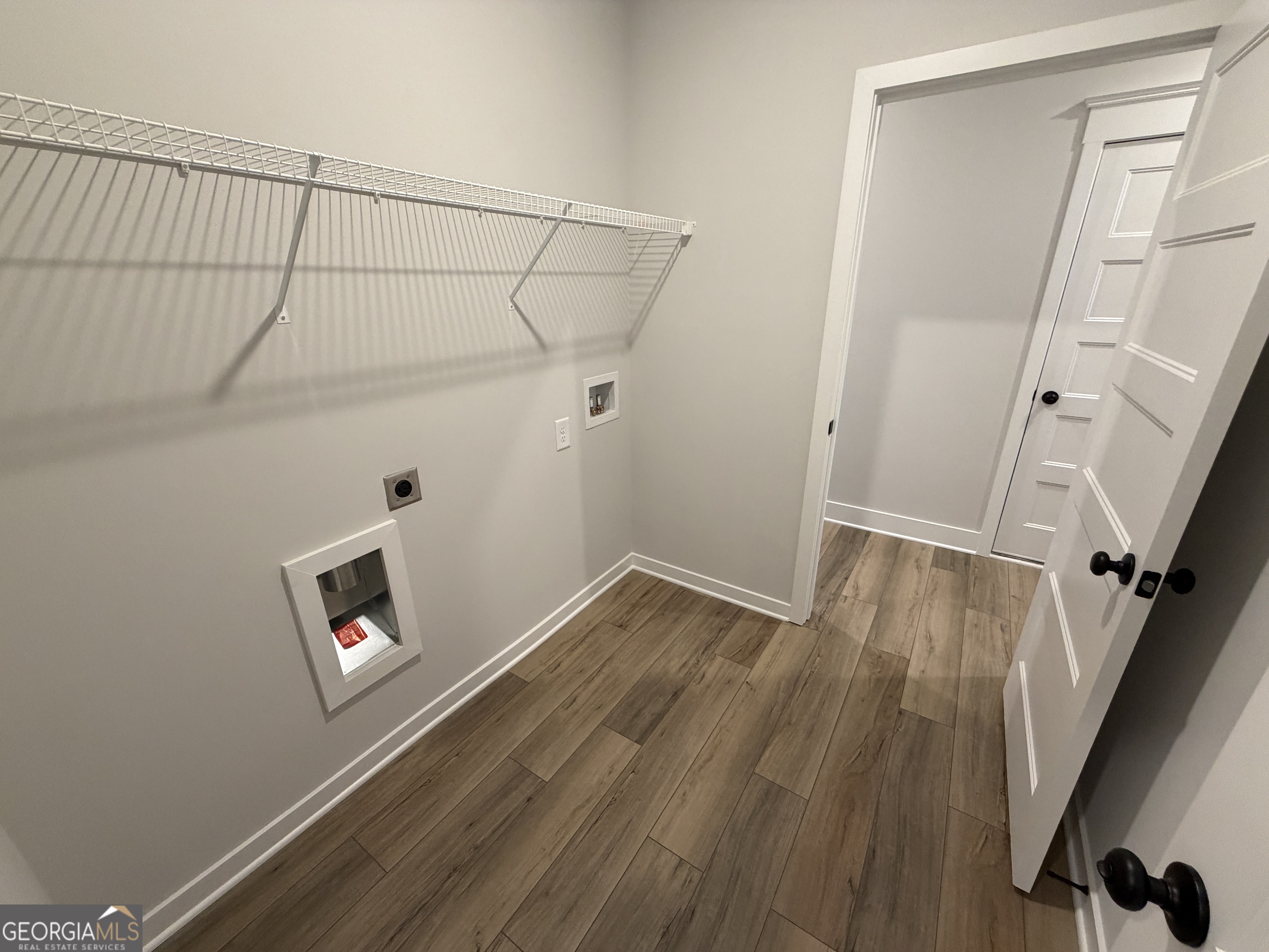 2437 Enchanted Sky Way