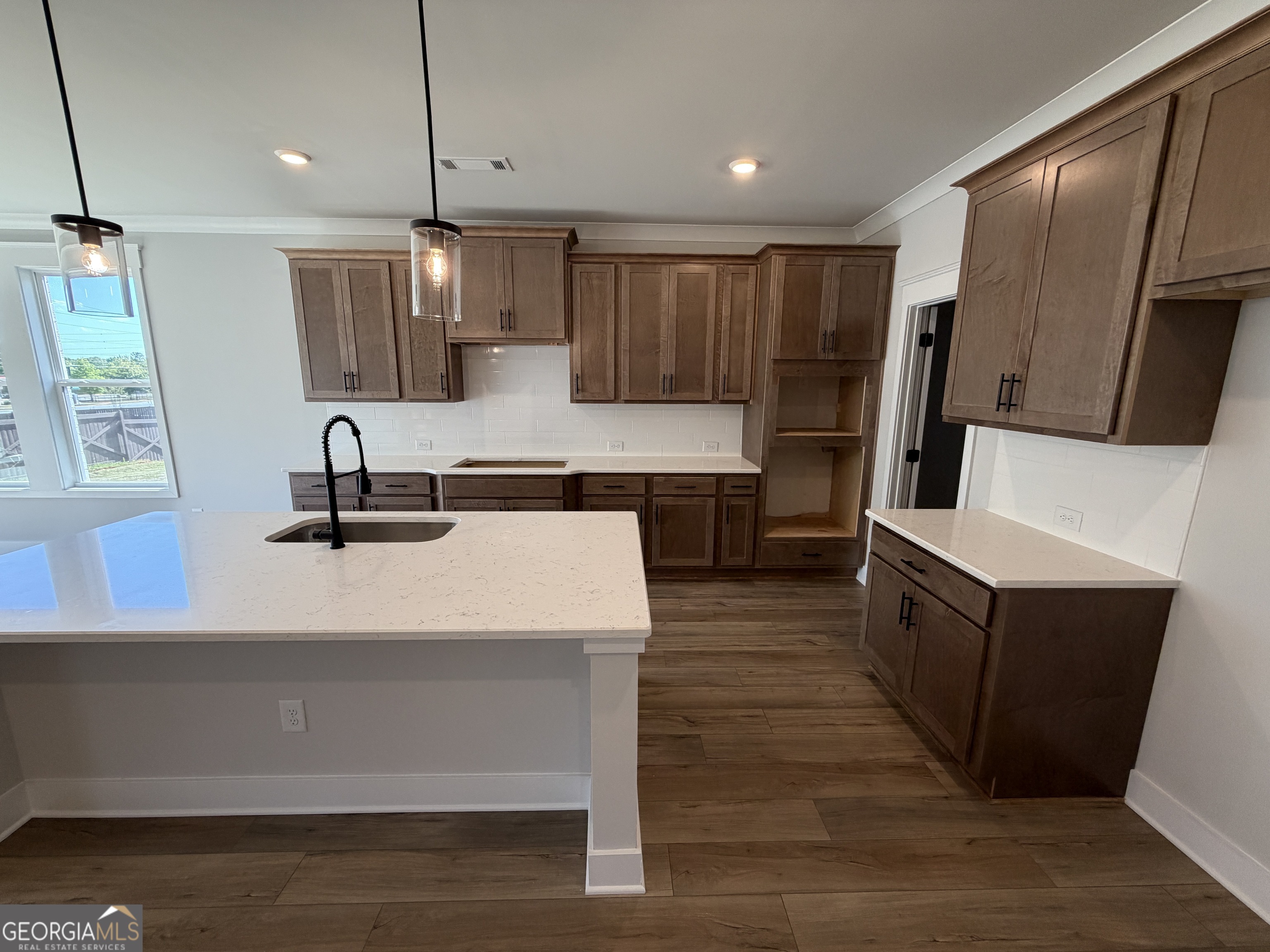 2437 Enchanted Sky Way